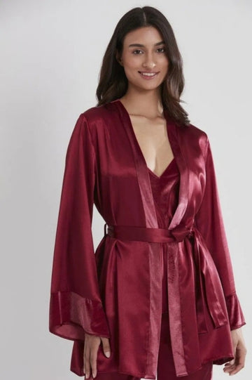 Kadife Saten Kadın Pijama Takımı – Bordo / Mist / Pudra / Siyah / Lacivert / Royale