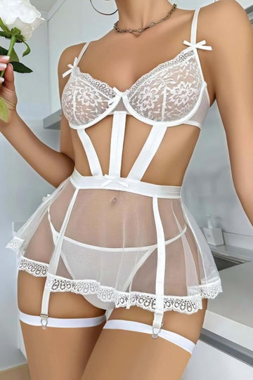 Seksi Beyaz Lastikli Jartiyer Takım